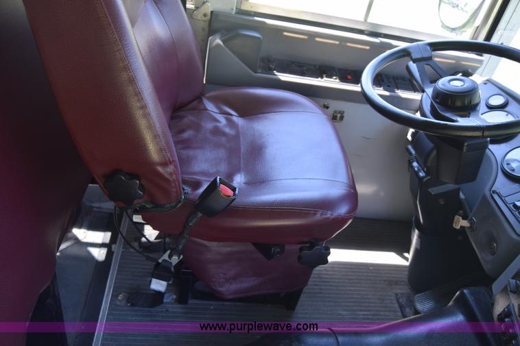 image for item K2974 2009 Blue Bird school bus