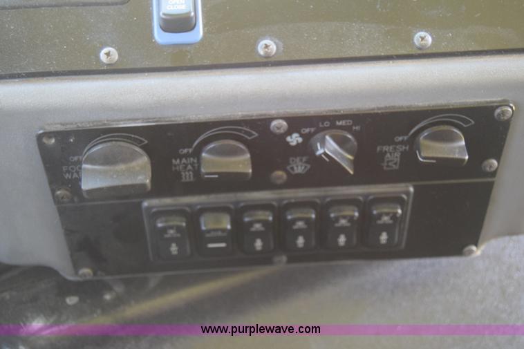 image for item K2975 2009 Blue Bird school bus