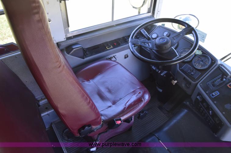 image for item K2975 2009 Blue Bird school bus