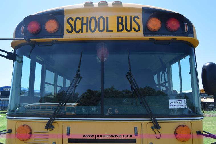 image for item K2975 2009 Blue Bird school bus