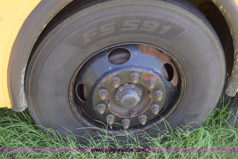 image for item K2975 2009 Blue Bird school bus