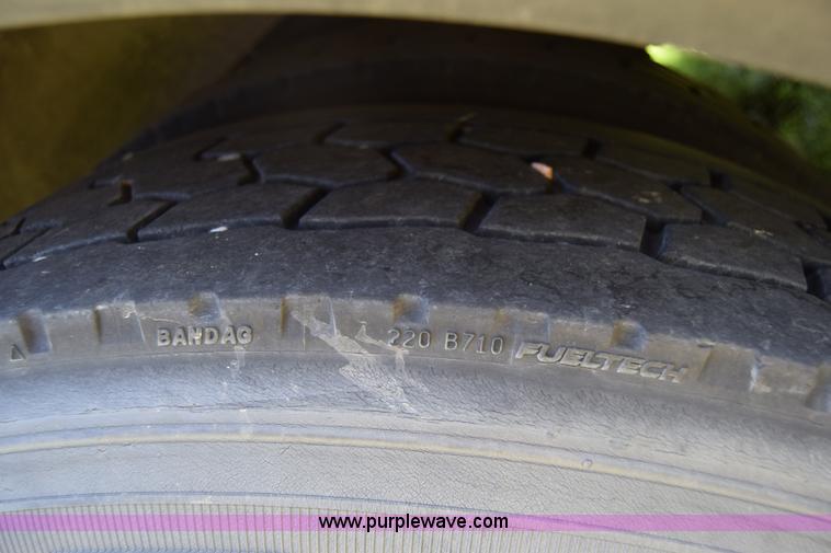 image for item K2975 2009 Blue Bird school bus