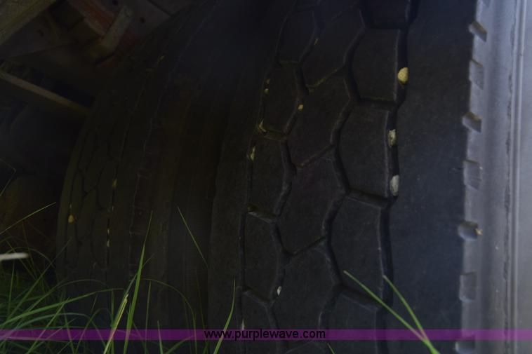 image for item K2975 2009 Blue Bird school bus