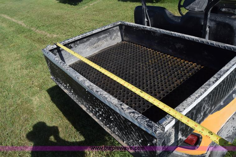 image for item K2976 1996 Ez-go golf cart