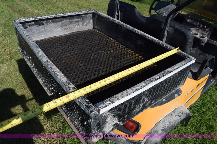 image for item K2976 1996 Ez-go golf cart