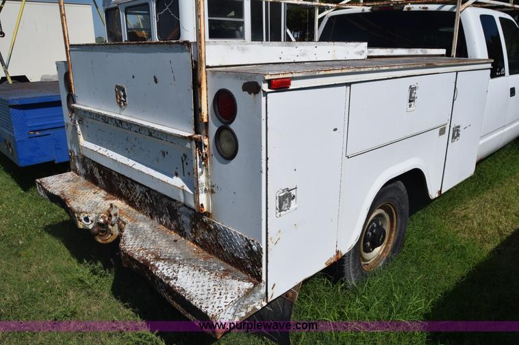 image for item K2981 1994 Chevrolet 2500 Ext. Cab utility truck