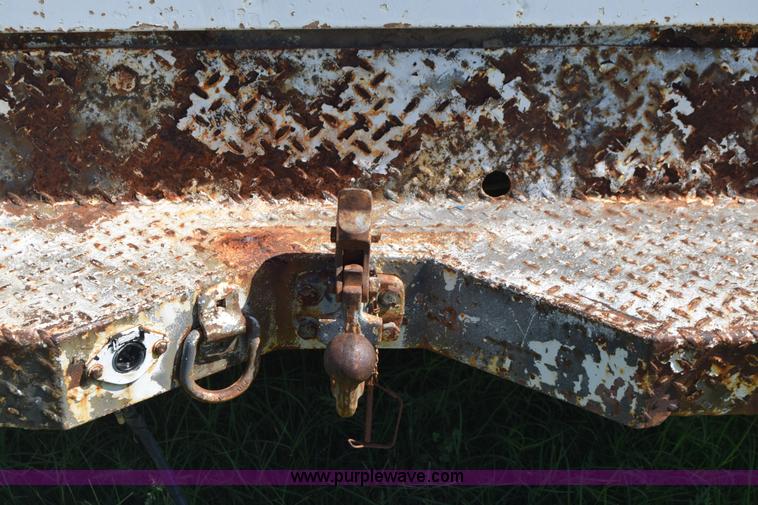 image for item K2981 1994 Chevrolet 2500 Ext. Cab utility truck