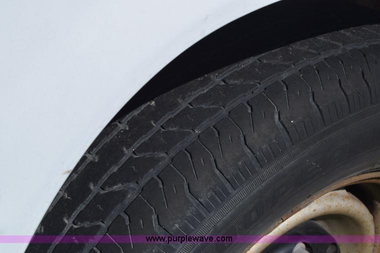 image for item K2981 1994 Chevrolet 2500 Ext. Cab utility truck