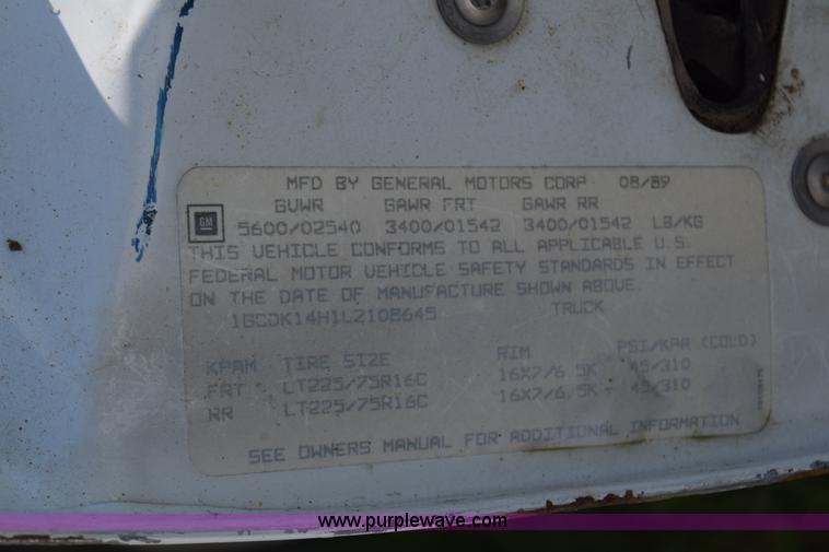 image for item K2982 1990 Chevrolet 1500 pickup truck