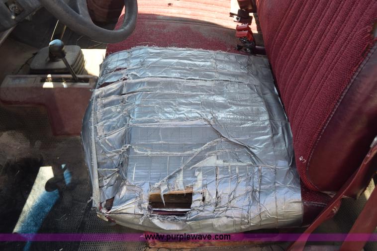 image for item K2982 1990 Chevrolet 1500 pickup truck