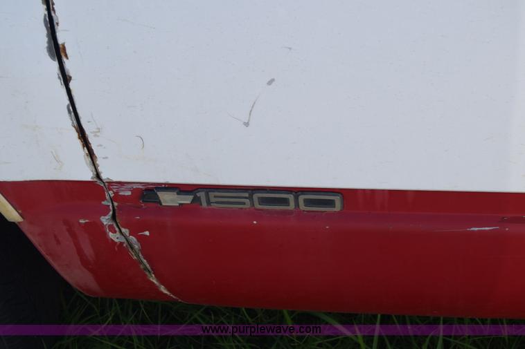 image for item K2982 1990 Chevrolet 1500 pickup truck