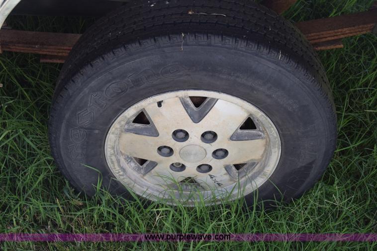 image for item K2982 1990 Chevrolet 1500 pickup truck