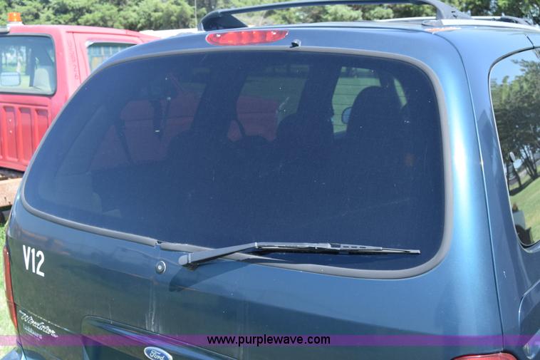 image for item K2987 1998 Ford Windstar van