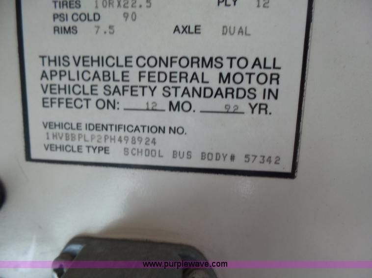 image for item K3137 1993 International 3800 Amtran school bus