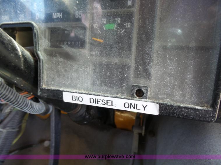 image for item K3137 1993 International 3800 Amtran school bus