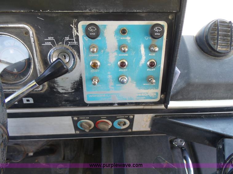 image for item K3138 1981 Chevrolet P30 bus