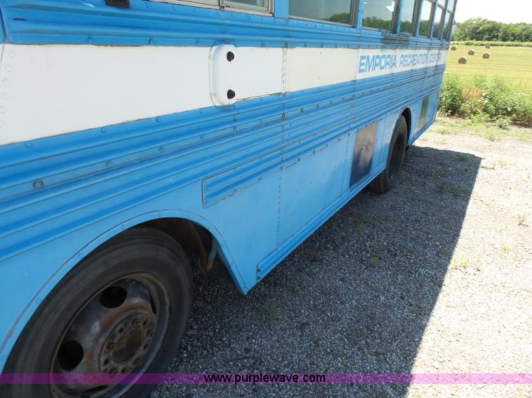 image for item K3138 1981 Chevrolet P30 bus