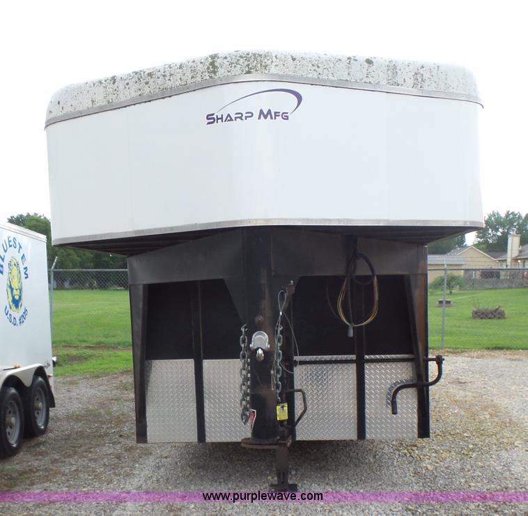 image for item K3163 2005 Sharp enclosed cargo trailer
