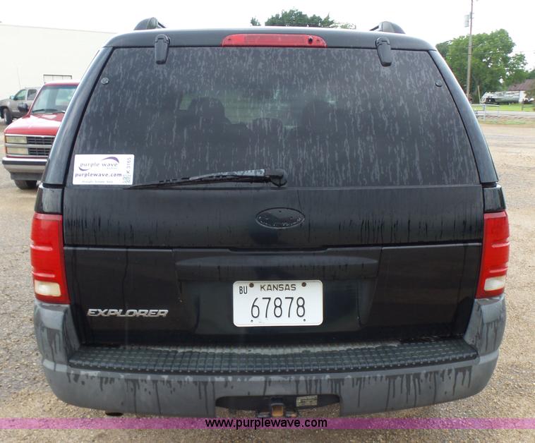 image for item K3165 2004 Ford Explorer SUV