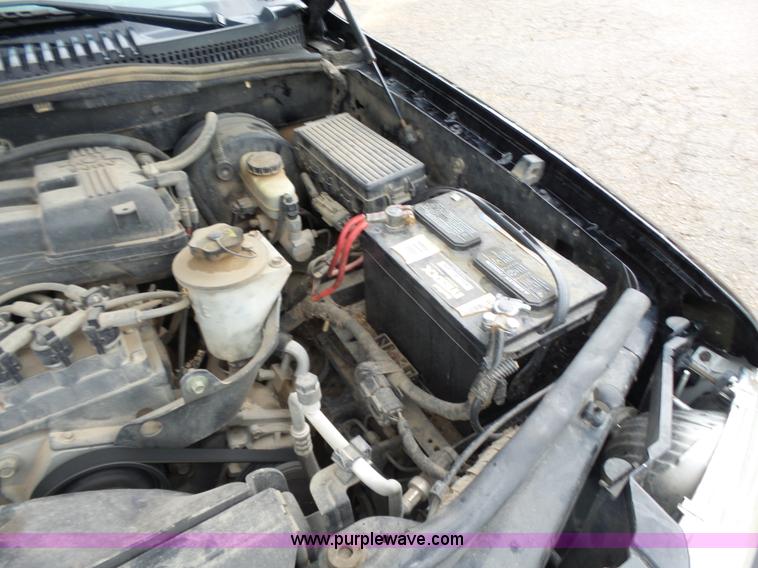 image for item K3165 2004 Ford Explorer SUV