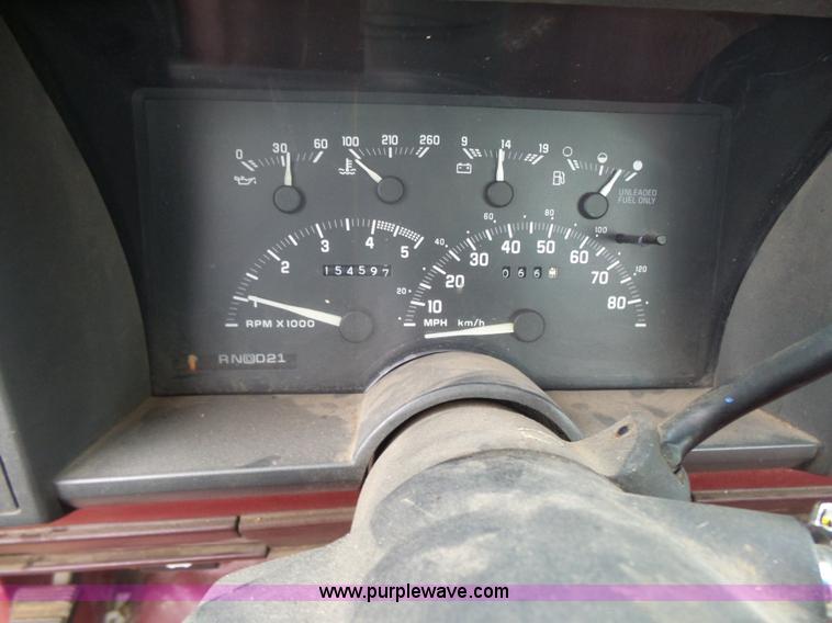 image for item K3166 1991 Chevrolet Scottsdale 1500 pickup truck