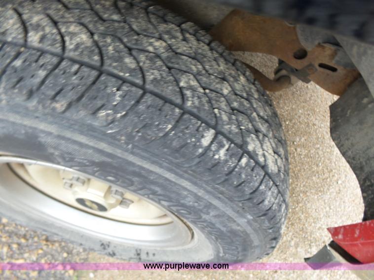 image for item K3166 1991 Chevrolet Scottsdale 1500 pickup truck