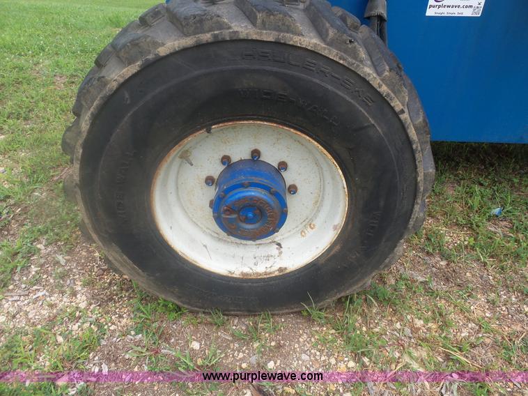 image for item K3482 1999 Up Right SB60 boom lift