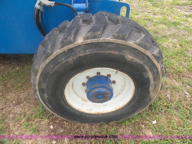 image for item K3482 1999 Up Right SB60 boom lift