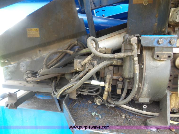 image for item K3482 1999 Up Right SB60 boom lift