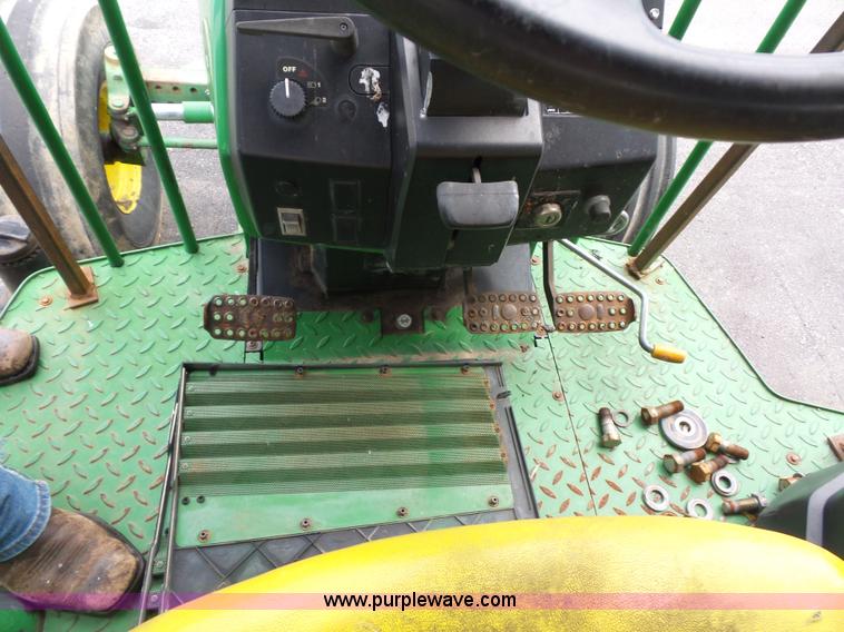 image for item K3486 John Deere 2410 tractor