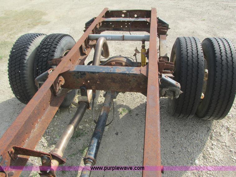 image for item K4056 1994 Mitsubishi Fuso FE truck cab and chassis