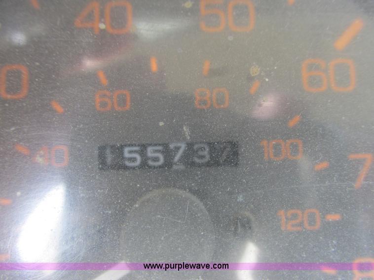 image for item K4056 1994 Mitsubishi Fuso FE truck cab and chassis