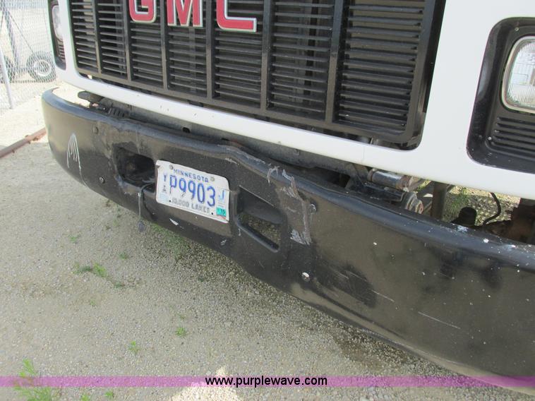 image for item K4058 1995 GMC TopKick truck cab and chassis