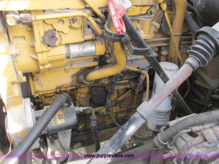 image for item K4058 1995 GMC TopKick truck cab and chassis