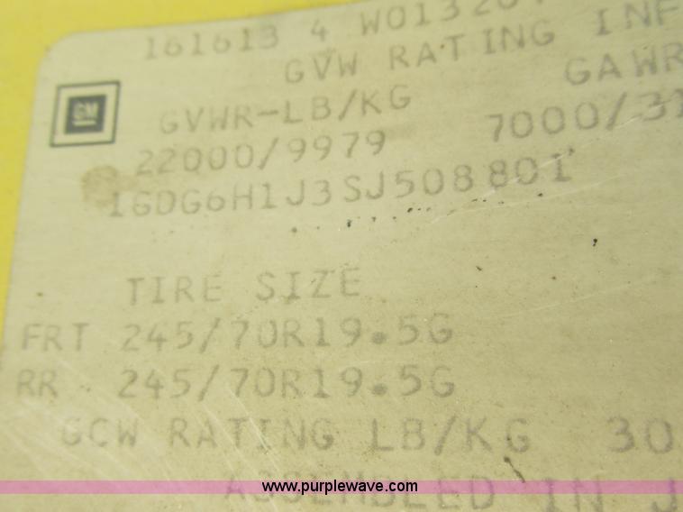 image for item K4058 1995 GMC TopKick truck cab and chassis