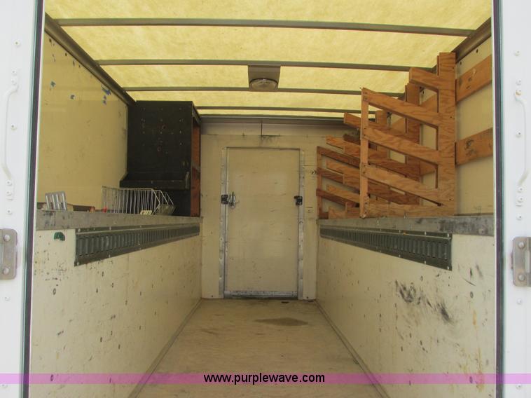 image for item K4061 2006 GMC Savana G3500 Cargo service truck