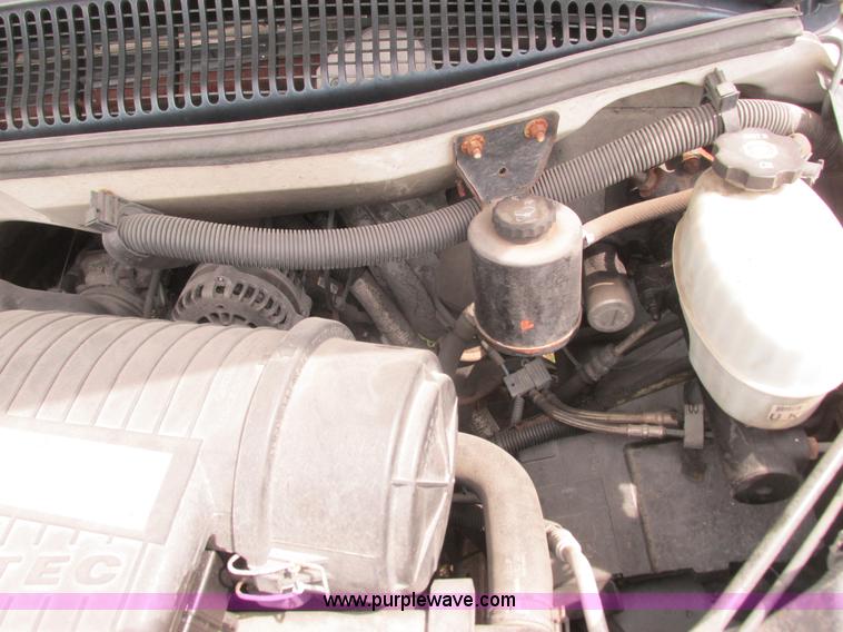 image for item K4061 2006 GMC Savana G3500 Cargo service truck