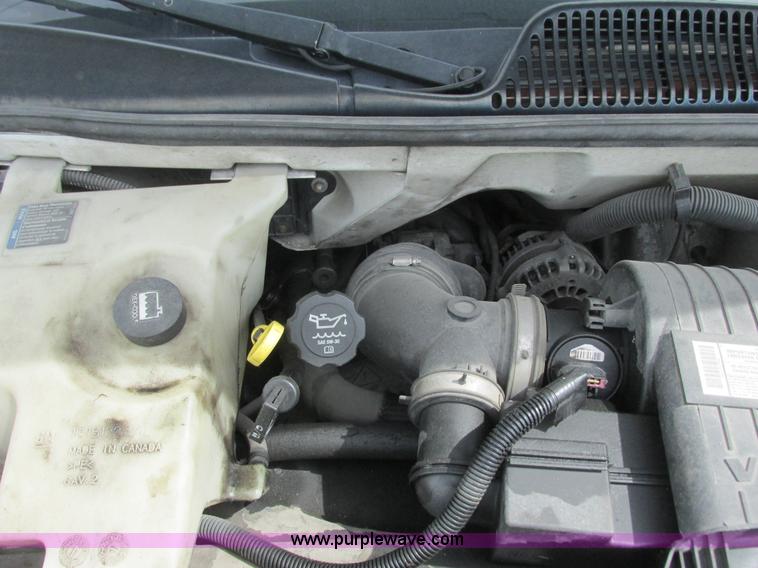 image for item K4061 2006 GMC Savana G3500 Cargo service truck