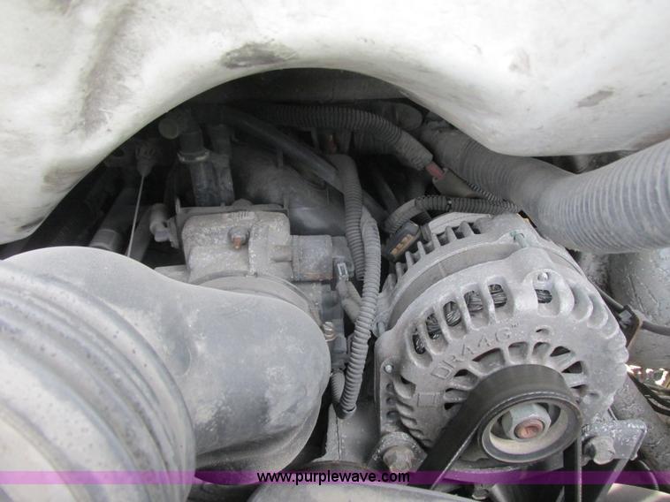 image for item K4061 2006 GMC Savana G3500 Cargo service truck