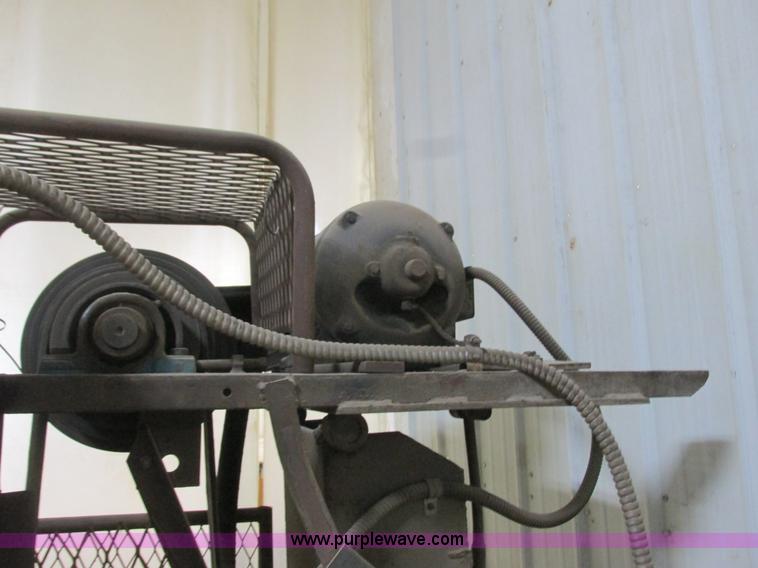 image for item K4064 American Toolworks drive shaft lathe