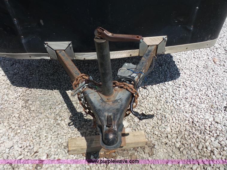 image for item K4667 2002 Apple Valley enclosed cargo trailer