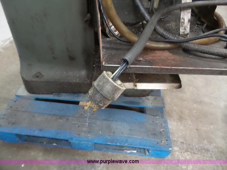 image for item K4672 Enco vertical milling machine