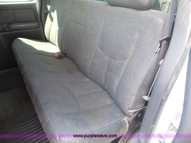 image for item K4739 2003 Chevrolet Silverado 1500 Ext. Cab pickup truck