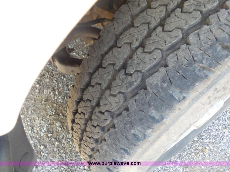 image for item K4739 2003 Chevrolet Silverado 1500 Ext. Cab pickup truck