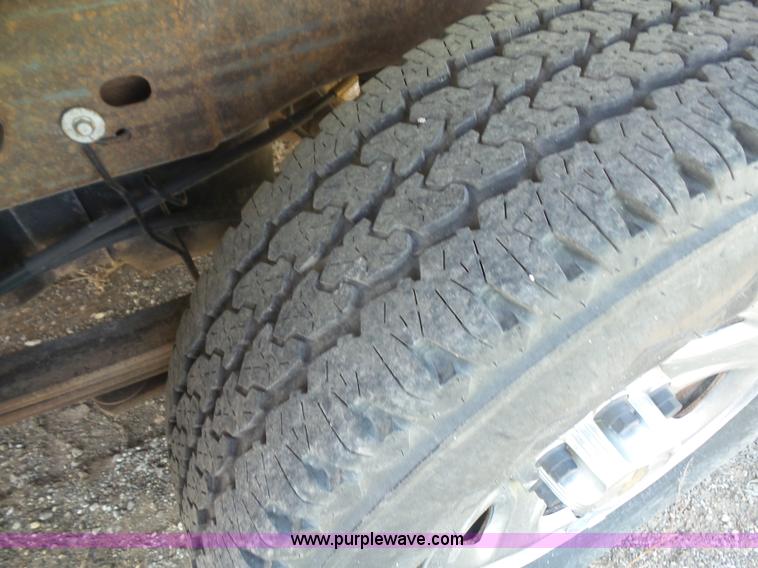 image for item K4739 2003 Chevrolet Silverado 1500 Ext. Cab pickup truck