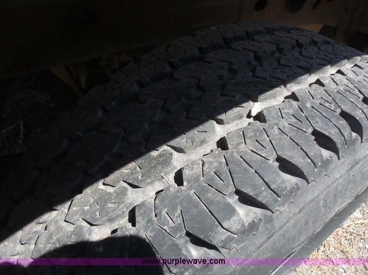 image for item K4739 2003 Chevrolet Silverado 1500 Ext. Cab pickup truck