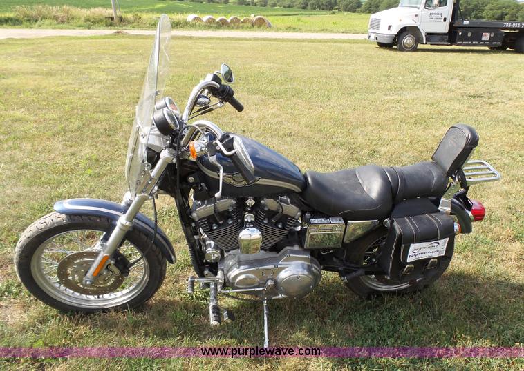 image for item K5305 2003 Harley Davidson XLH1200 motorcycle