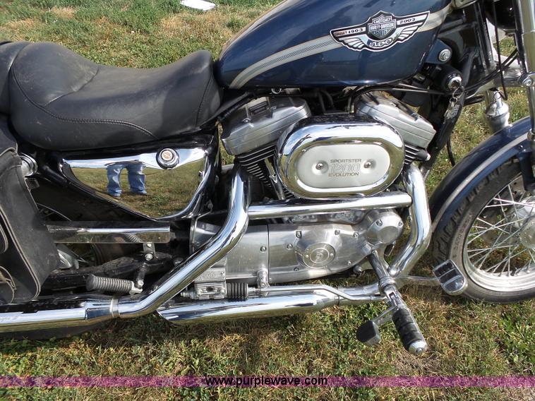 image for item K5305 2003 Harley Davidson XLH1200 motorcycle