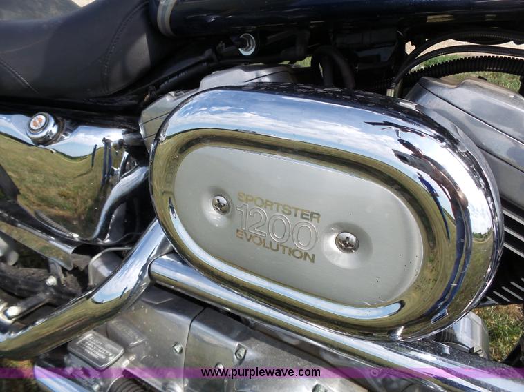 image for item K5305 2003 Harley Davidson XLH1200 motorcycle