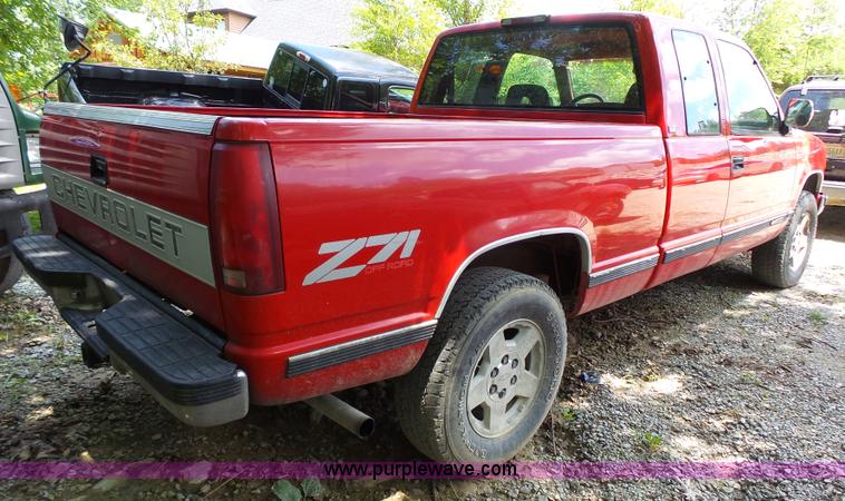 image for item K5342 1994 Chevrolet 1500 Z71 Ext. Cab pickup truck